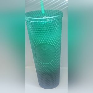 Starbucks Christmas 2022 Ombre Studded Venti Tumbler Set